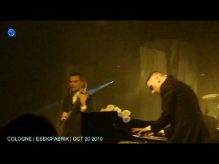 Hurts - Wonderful Life + Happiness (Köln, 20.10.2010)